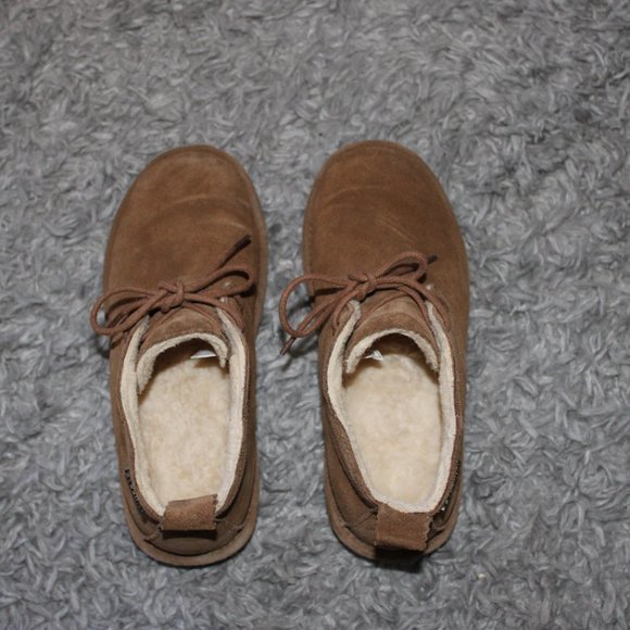 BEARPAW Short Boots - Picture 2 of 6